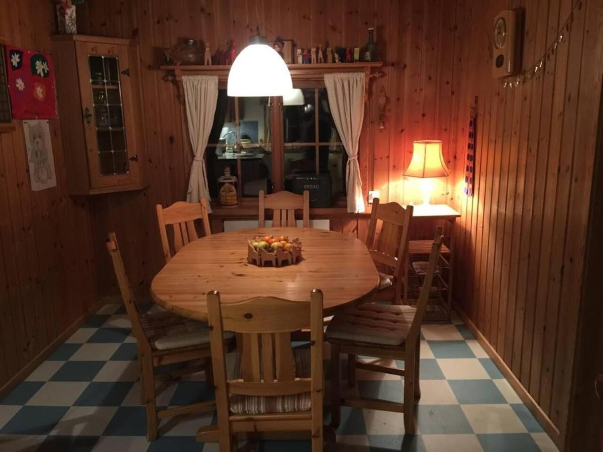 Beautiful 4-5 Persons Cottage In Alvdalen Blyberg Kültér fotó